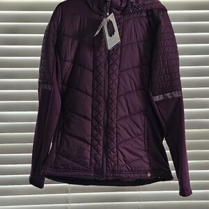 Women's Mondetta Outdoor Project Purple Quilted Jacket. Size Large.